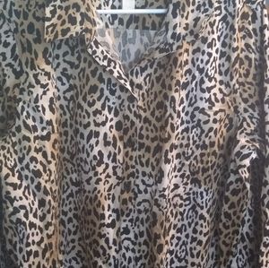 Chico's 3 or XL Animal Print NO-IRON Button Top